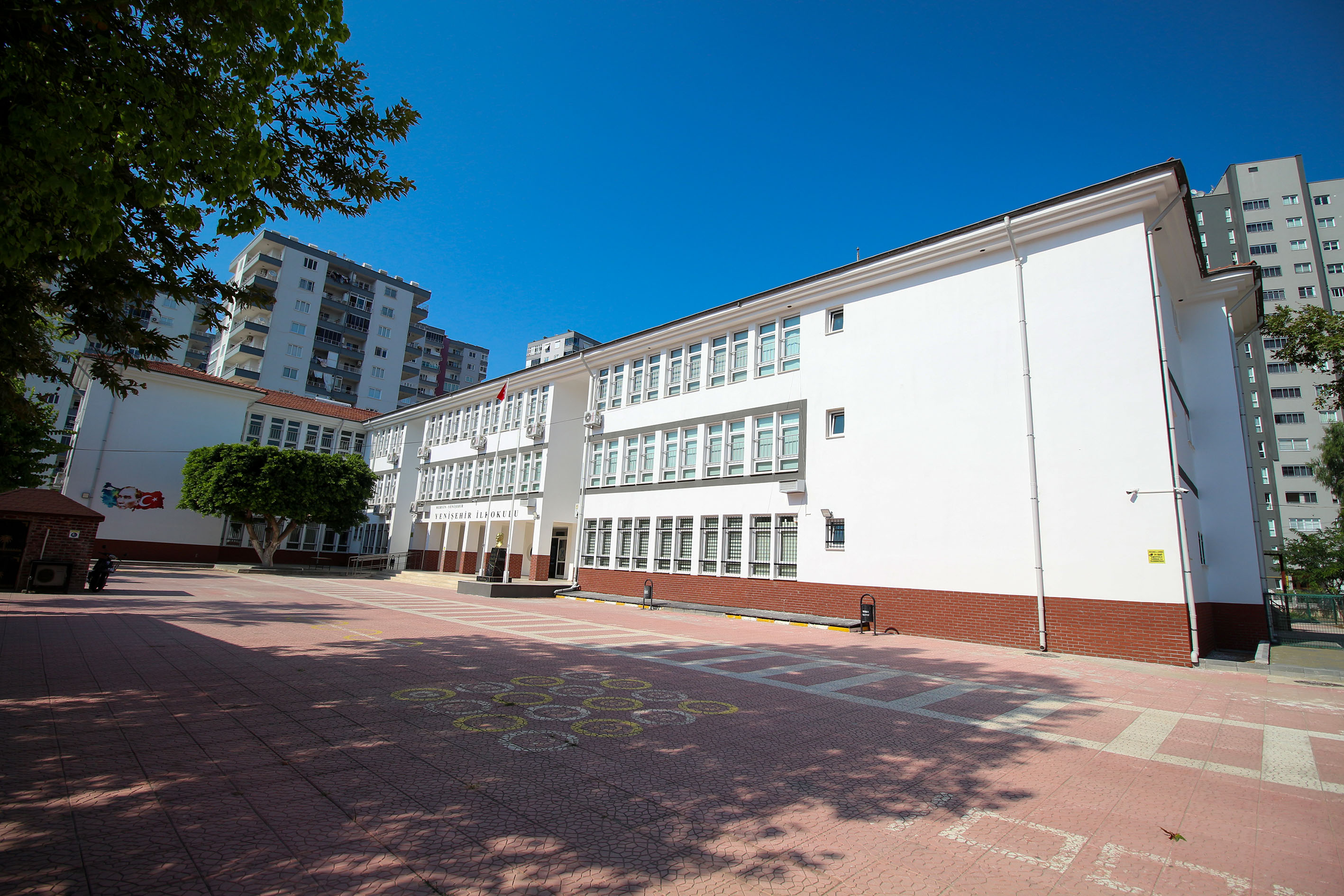 Yenişehir İlkokulu