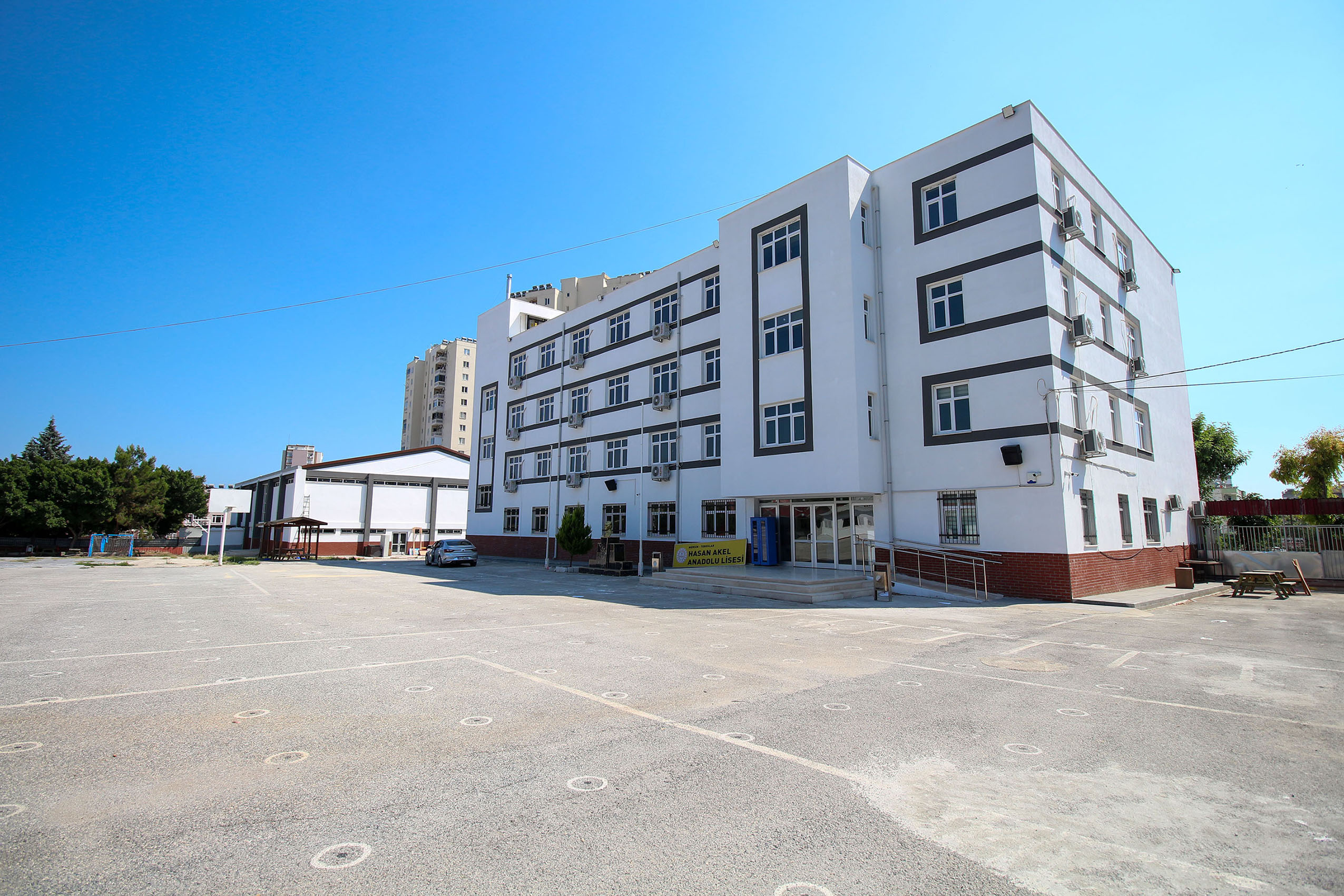 Hasan Akel Anadolu Lisesi